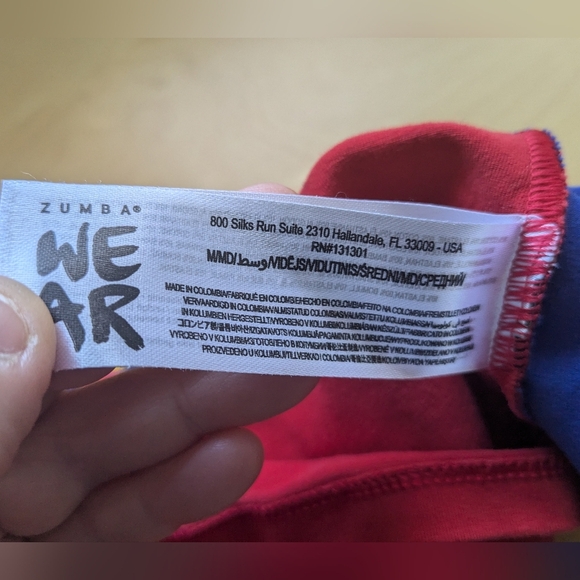 ZUMBA WE AR Tank Top Women Bleu And Red No Size (Looks Like Medium) - Picture 6 of 9